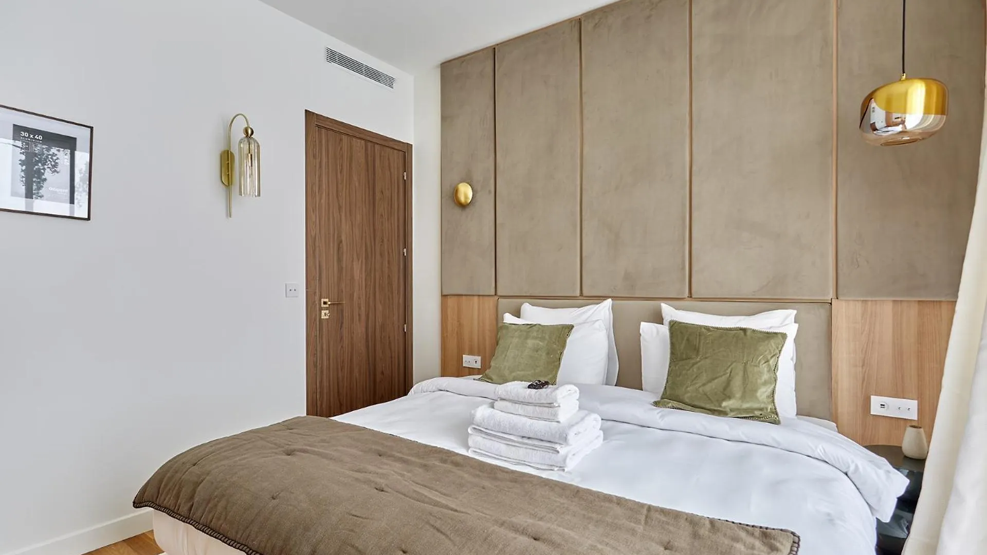Exceptional 3 Bedrooms Apartment Heart Of Paris By Studio Prestige 0*,