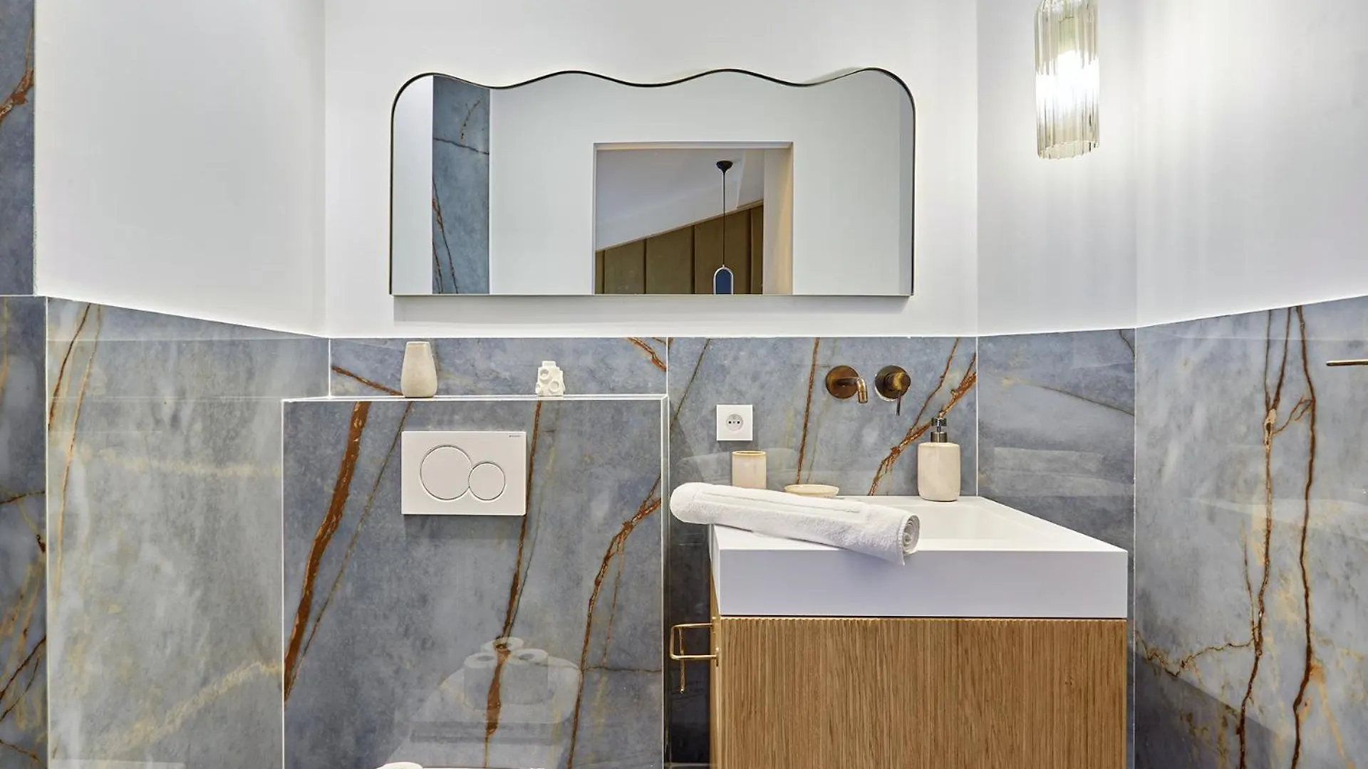 Exceptional 3 Bedrooms Apartment Heart Of Paris By Studio Prestige