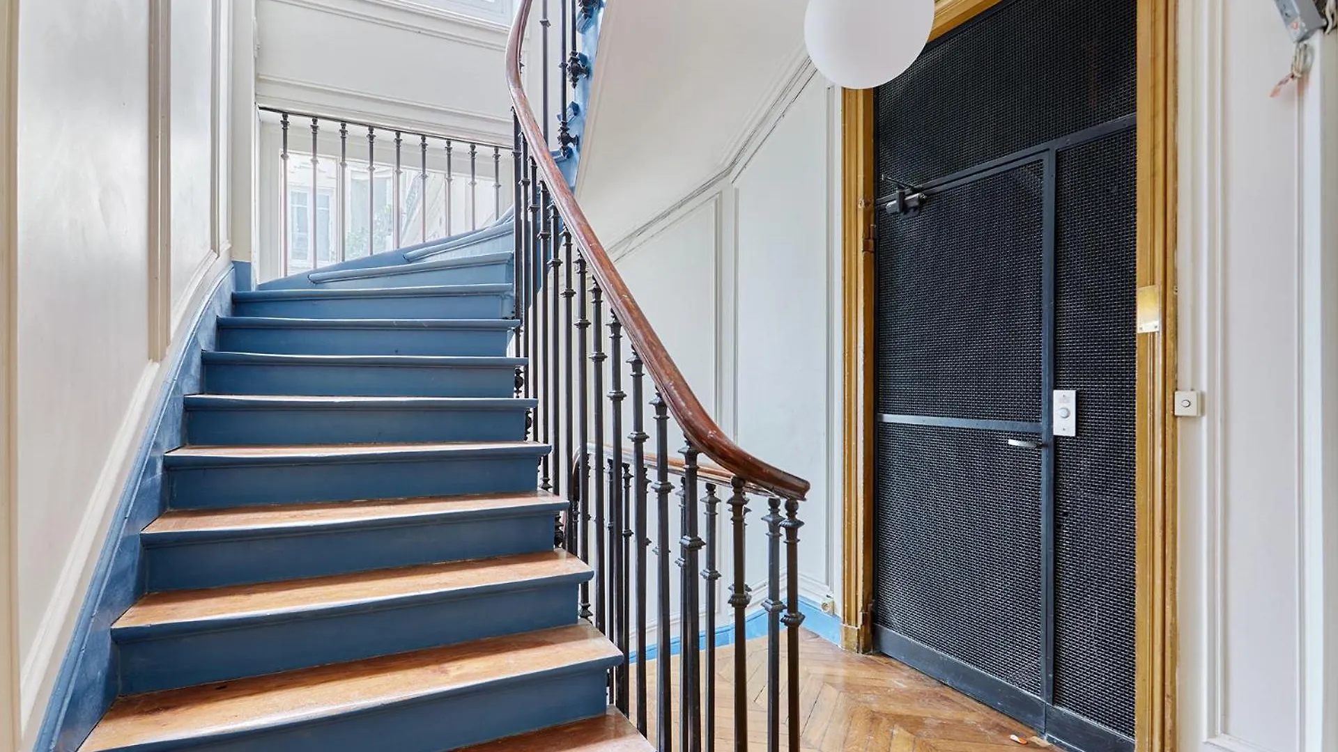 Exceptional 3 Bedrooms Apartment Heart Of Paris By Studio Prestige